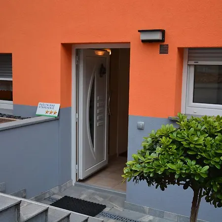 Apartment Arpa *