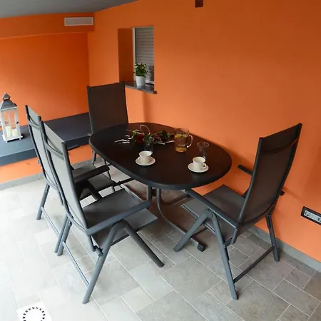 Arpa Apartment *