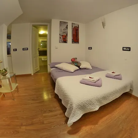 Arpa Apartment *